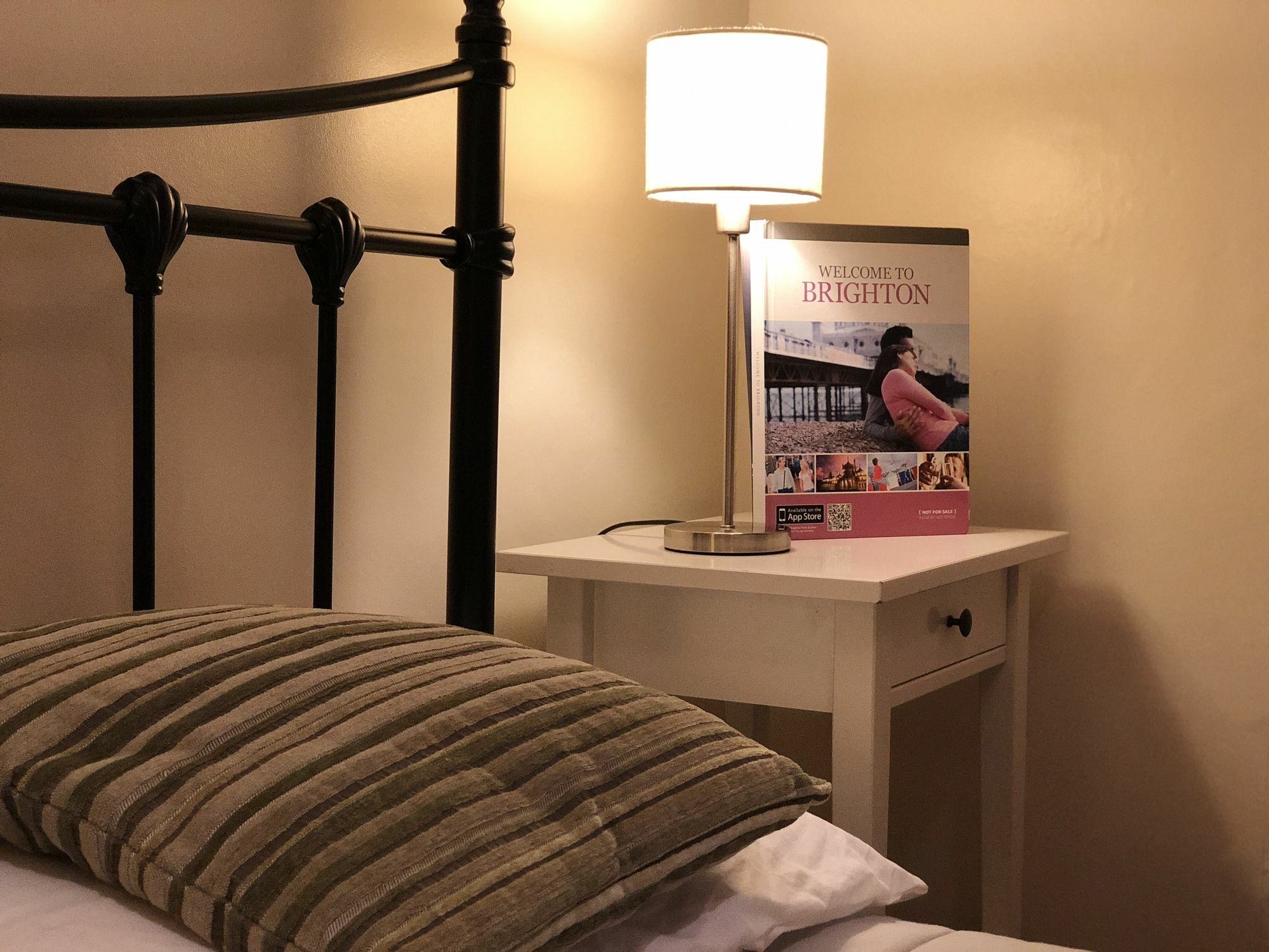 Alvia Hotel Hove Extérieur photo